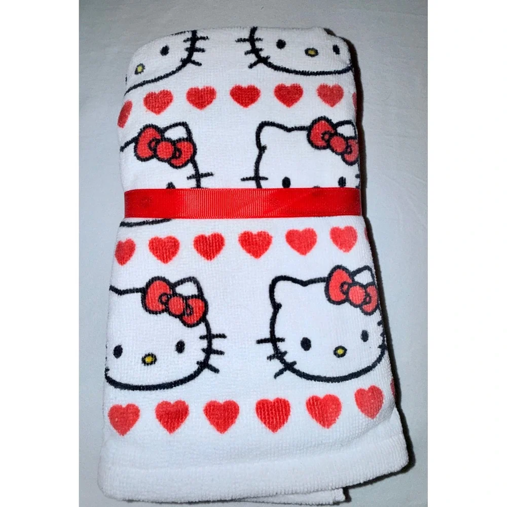 Hello Kitty Hand Towels Unisex OS White Red NEW 2 Pack Hearts Cotton Sanrio